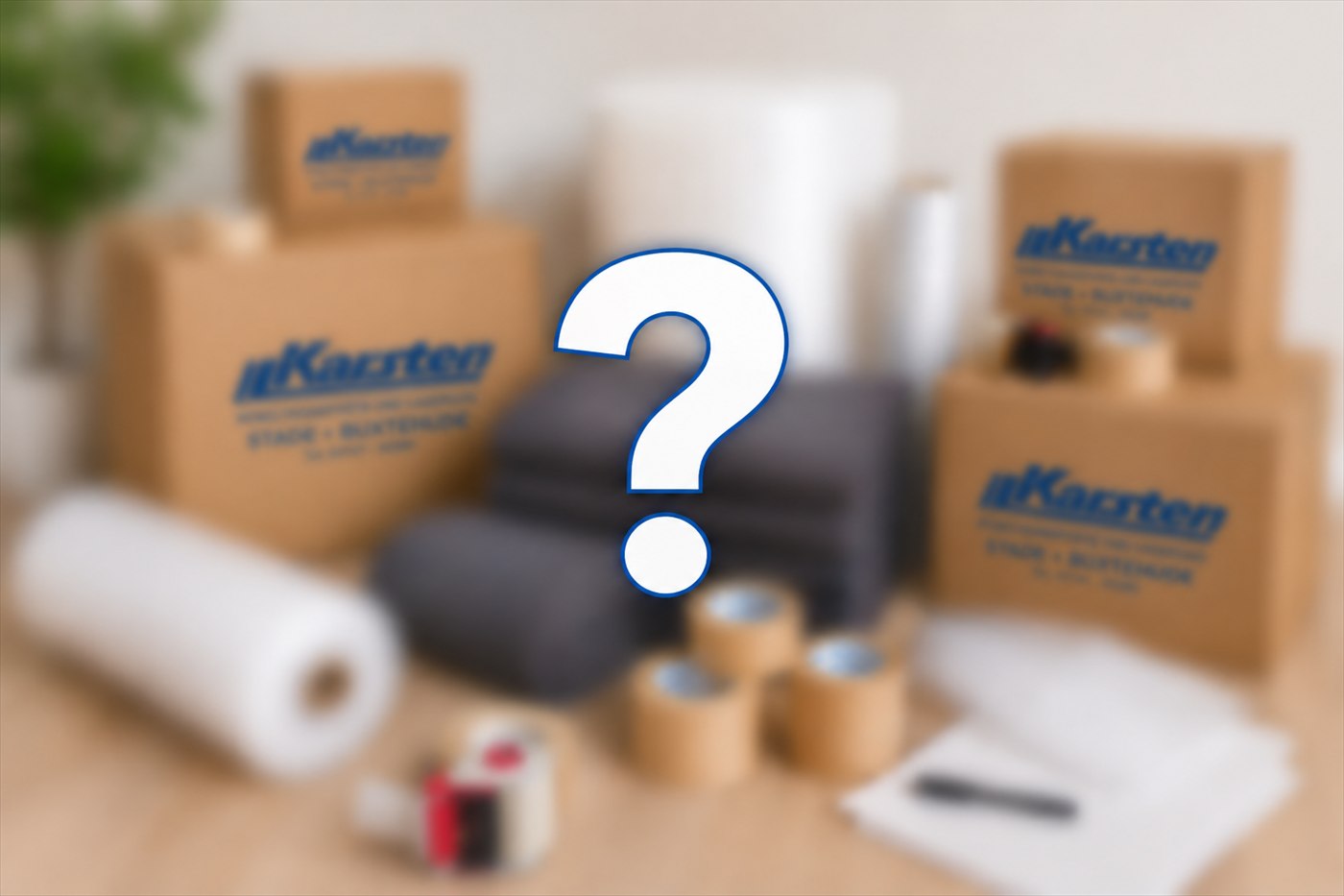 Umzugsmaterial von Karsten mit Fragezeichen: Kartons, Luftpolsterfolie, Möbeldecken und Klebeband